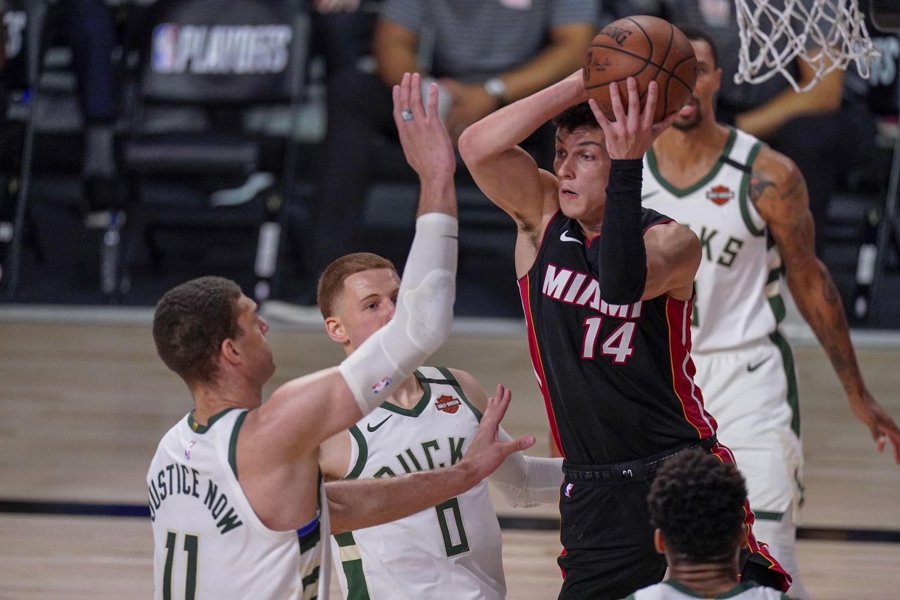Bucks 118, Heat 115 (OT)